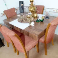 میزغذاخوری واقعادرحدنوخیلی تمیز