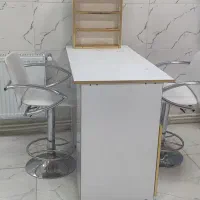 میز ناخن همراه دوعدد صندلی