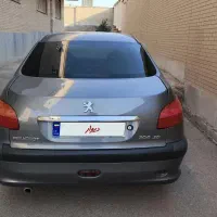 پژو ۲۰۶ صندوقدار