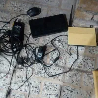 یک عددوایفای .دستگاه دیجیتال وترانس تلویریونlED