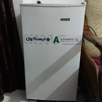 یخچال ایستکول ۵ فوت مشابه نو