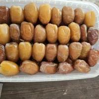 پسته و خرما کاملاً ارگانیک