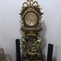 ساعت ایستاده کاملا سالم سه تکه جدامیشه