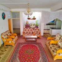 اجاره ویلا در باغبهادران باغ بهادران باغبادران|اجارهٔ کوتاه‌مدت ویلا و باغ|اصفهان, باغ دریاچه|دیوار