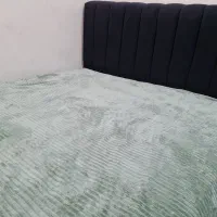 تخت دونفره با بهترین تشک در حد نو