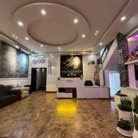 رسپشن هتل ، ۸ ساعت اداره کار ، شیفت عصر