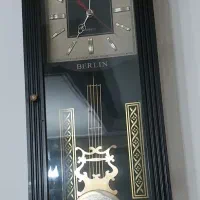 ساعت دیواری چوبی