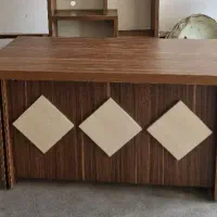 2 عدد میز اداری