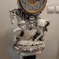 ساعت ایستاده