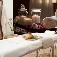 ماساژ تراپی جکوزی درمانی حمام داغ