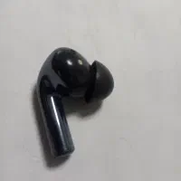 هنسفری گمشده|اشیا|تهران, فلسطین (میدان انقلاب)|دیوار