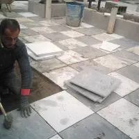 اجرای کاشی سرامیک وسنگ کاری