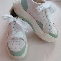 کفش سایز ۳۷