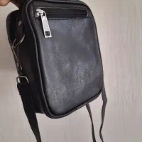 کیف دوشی نو|کیف، کفش، کمربند|نجف‌آباد, دفاع مقدس|دیوار