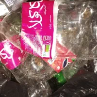 بطری خالی نوشابه