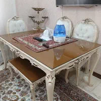 میزناهارخوری ۶ نفره و ویترین