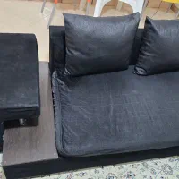 مبل و میز تلویزیون