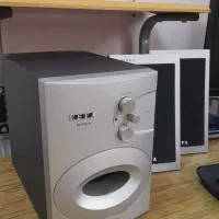 کامپیوتر|رایانه رومیزی|رشت, فلسطین|دیوار