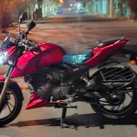 آپاچی ۲۰۰ کم کار قرمز مات