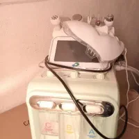 ارایشی بهداشتی|آرایشگاه و سالن‌های زیبایی|کنگاور, |دیوار