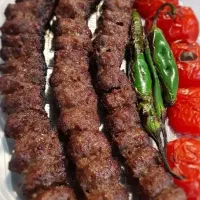 تهیه غذای ماکان