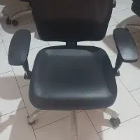 صندلی اداری لیور