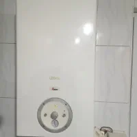 تعمیرات پکیج و رادیاتور های سوراخ|خدمات پیشه و مهارت|پرند, فاز ۵|دیوار