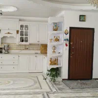 تک واحدی|فروش آپارتمان|قم, دروازه چوبی|دیوار