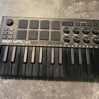 کنترلر Akai mpk mini|آلات موسیقی|تهران, شهرک گلها|دیوار