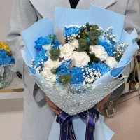 دسته گل آبی آسمانی کد ۱۳۸۳ گلاریس