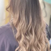 دستیار رنگ مو