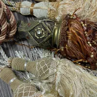 پرده جمع کن های زیبا و یک گلمیخ طلایی|پرده، رانر، رومیزی|رضوانشهر, |دیوار