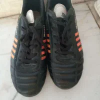 کفش چمن مصنوعی