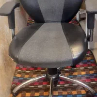 صندلی اداری‌