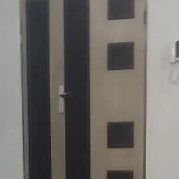 درب ورودی هال