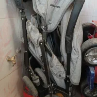 کالسکه دوقلو