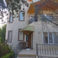 ویلا-اجاره-سالیانه-دوبلکس-4-خوابه-تهرانی-نشین