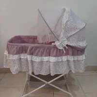 گهواره و روروئک کودک در حد نو|تخت و صندلی بچه|تهران, کوی بیمه|دیوار