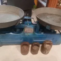 ترازوی سنگی قدیمی