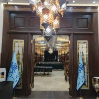 باریستا مسلط ب بار گرم و سرد نیازمندیم