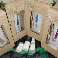 عطرینه باچهار رایحه باتستربرای اولین بار در ایران