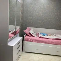 تخت تک نفره با تخت مهمان و کمد