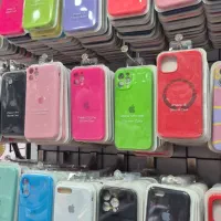 فروشنده لوازم جانبی موبایل . میدان شهرداری