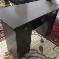 میز تحریر  در حد نو
