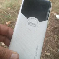 پاور بانک ۱۰ هزار wekome در حد زیر قیمت