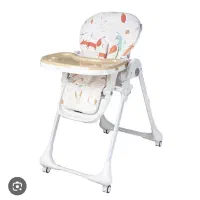 صندلی غذای کودک. مارک مامالاو