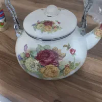 کتری و ماهیتابه و قابلمه وگلدان بلور