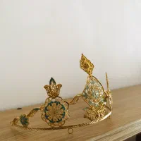 فروش تاج زیبا با طراحی خاص|جواهرات|یاسوج, |دیوار