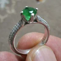 انگشتر زمرد