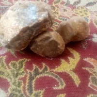 تعدادی سنگ زیبا عقیق و شجر وشجر دریایی